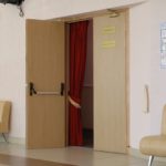 Противопожарная дверь с отделкой из МДФ / серия FRM7449